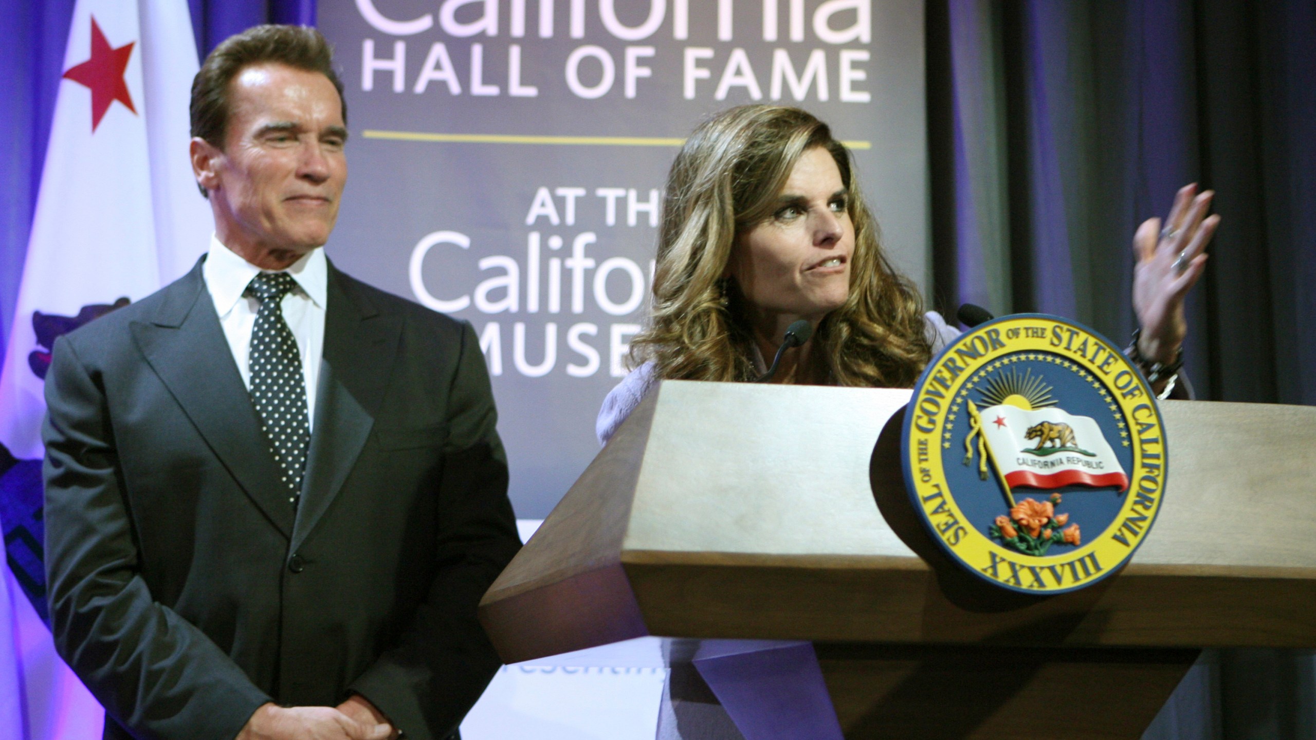 Gov. Arnold Schwarzenegger and California first lady Maria Shriver host the California Hall of Fame ceremony at the California Museum of History, Women and Arts in Sacramento on Dec. 15, 2008. (Steve Yeater/Associated Press)