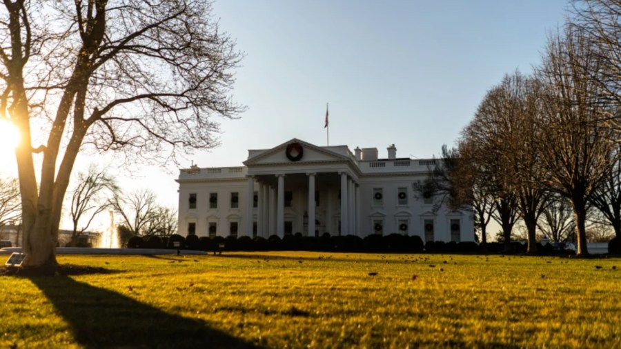 Wreaths decorate the White House on Dec. 23 in Washington, D.C. (Kent Nishimura / Los Angeles Times)