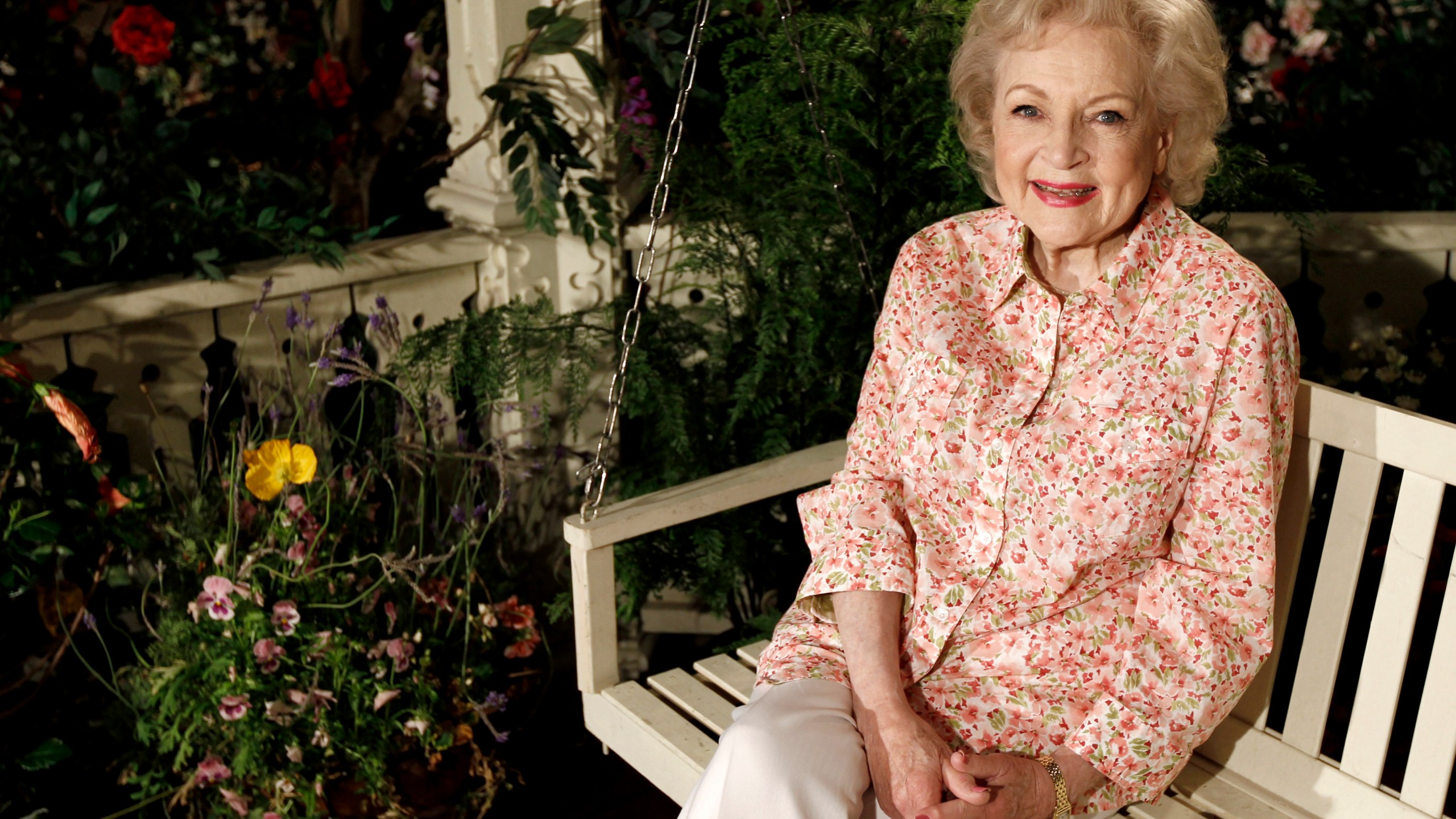 Actress Betty White poses for a portrait on the set of the television show "Hot in Cleveland" in Studio City section of Los Angeles on Wednesday, June 9, 2010. (AP Photo/Matt Sayles, File)