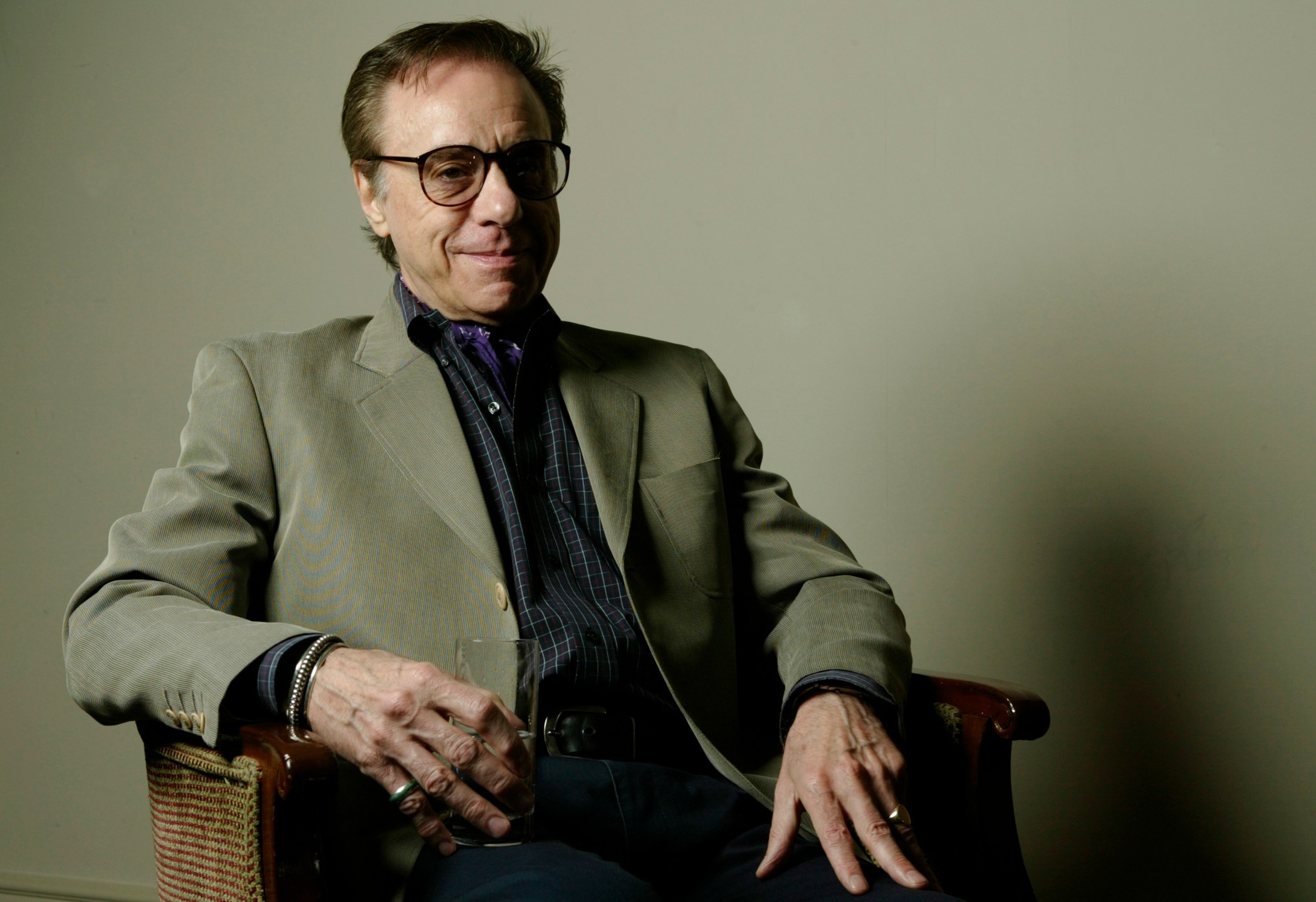 Director Peter Bogdanovich poses for a photo Feb. 17, 2005, at the Regent Beverly Hills in Beverly Hills, Calif. (AP Photo/Damian Dovarganes, File)