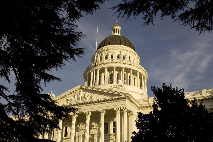 An exterior of the state capitol is shown on Jan. 5, 2006 in Sacramento. (David Paul Morris/Getty Images)