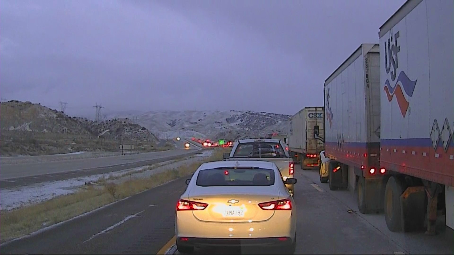 Traffic was temporarily stopped on the 5 Freeway through the Grapevine area on Feb. 23, 2022. (KTLA)