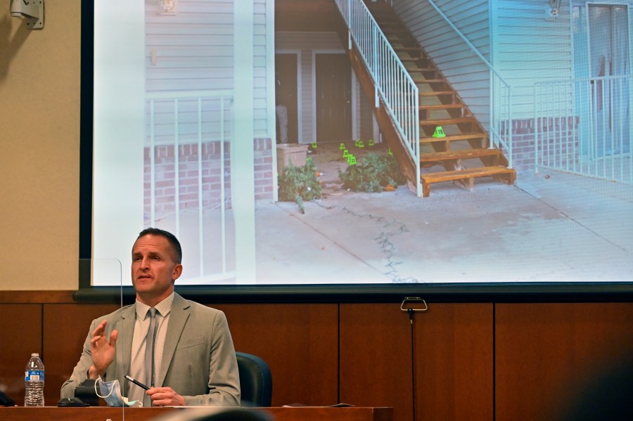 Former Louisville Police officer Brett Hankison is questioned by prosecution as he discusses his position during the attempted execution of a search warrant in Louisville, Kentucky on March 2, 2022. (Timothy D. Easley, Pool)