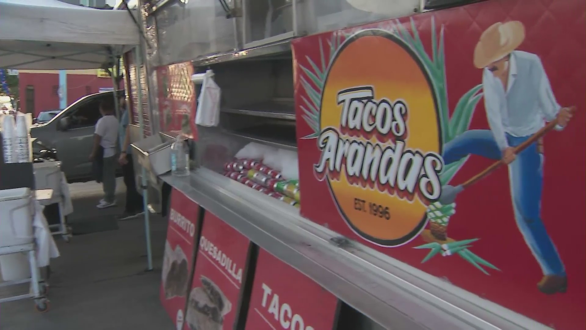 A man was shot in the foot during a robbery at the Tacos Arandas truck, as shown on April 27, 2022. (KTLA)