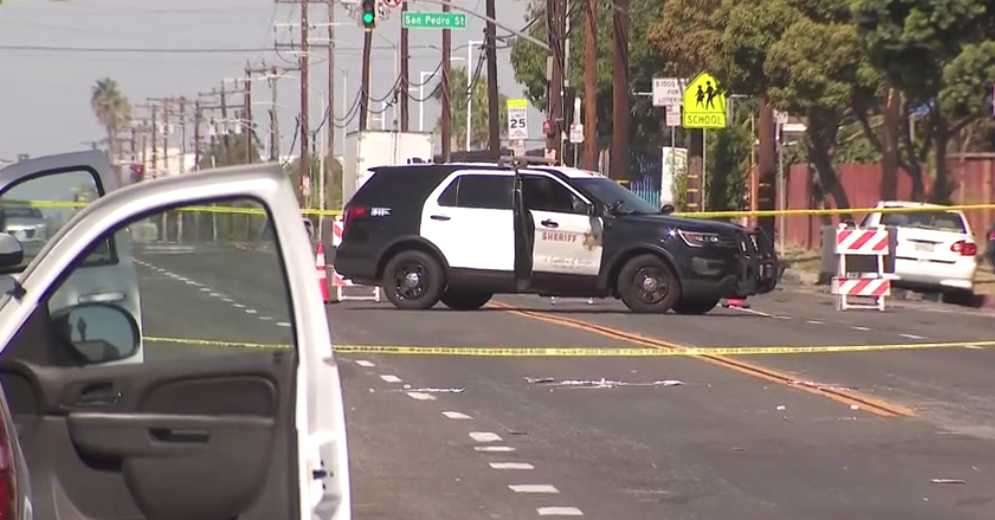 Authorities respond to the scene of a fatal shooting in the Willowbrook area on Aug. 15, 2022. (KTLA)