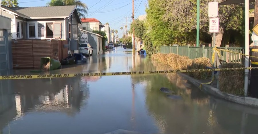 A Venice street flooded after a water main broke on Sept. 15, 2022. (KTLA)