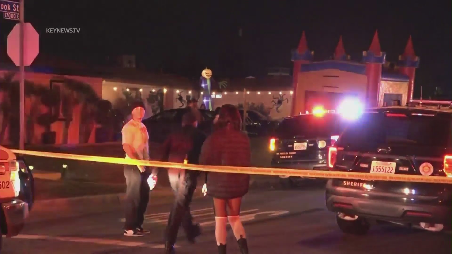 Crime scene tape surrounds the scene of a deadly shooting in Covina on Oct. 30, 2022 (Key News)