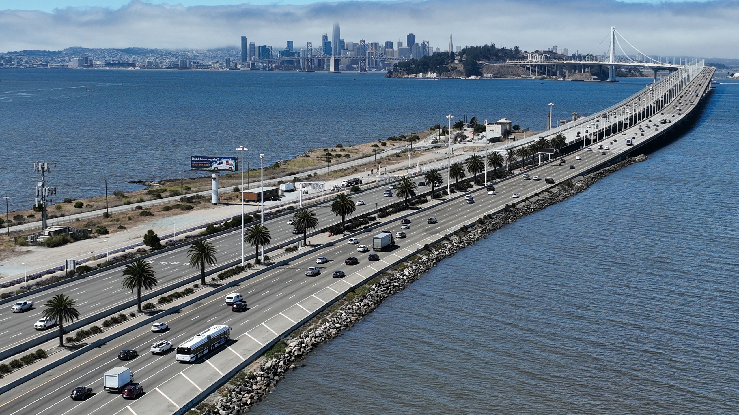 In an aerial view, traffic moves on the San Francisco-Oakland Bay Bridge on Aug. 24, 2022 in Oakland. (Justin Sullivan/Getty Images)