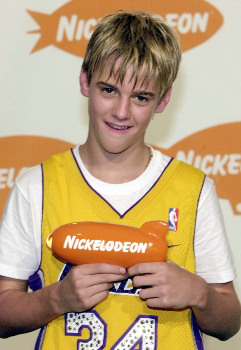 Aaron Carter, recipient of the award for "Favorite Rising Star," poses for photographers at Nickelodeon's 14th Annual Kid's Choice Awards April 21, 2001 in Santa Monica, CA. (Photo by Chris Weeks/Liaison)