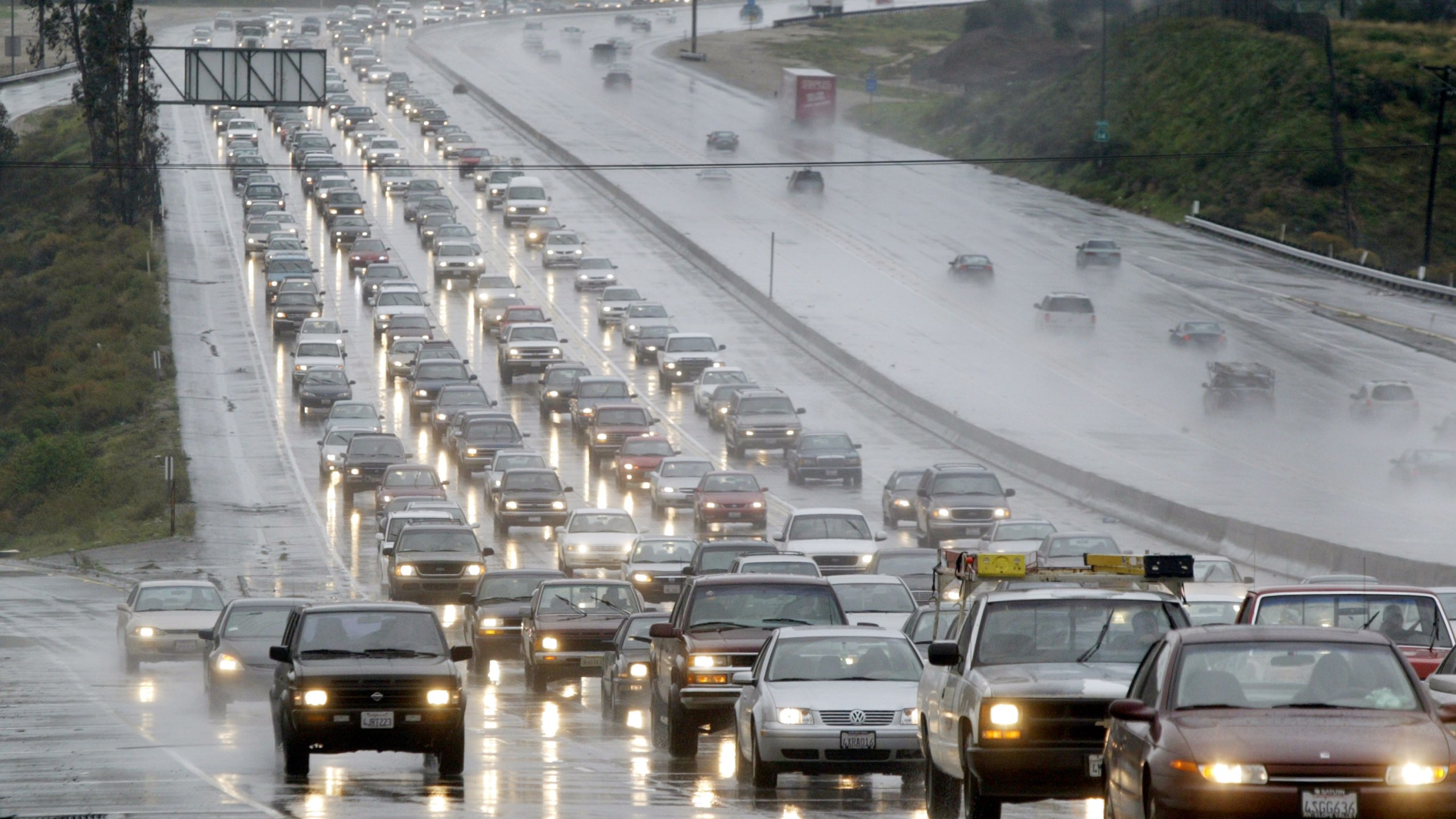 Rain is shown in Southern California on Jan. 10, 2005. (J. Emilio Flores/Getty Images)