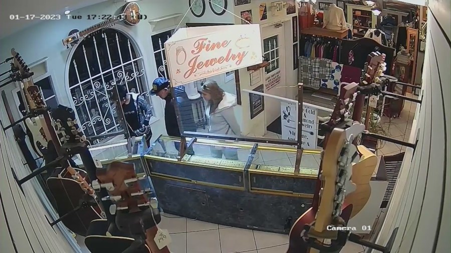 Suspected thieves were captured on camera at a Santa Clarita pawnshop on Jan. 17, 2023. (Abe's Pawn Shop)