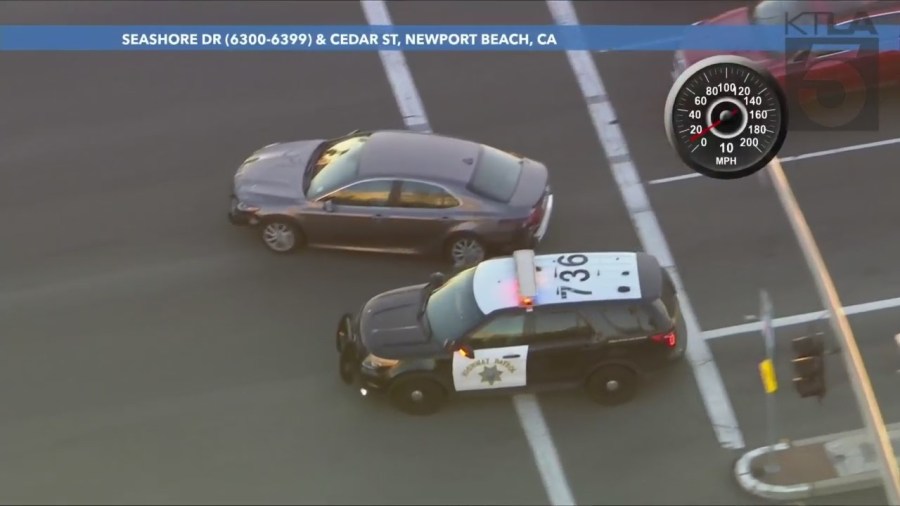 Suspect attempting to escape California Highway Patrol during a high speed pursuit on Jan. 26, 2023. (KTLA)