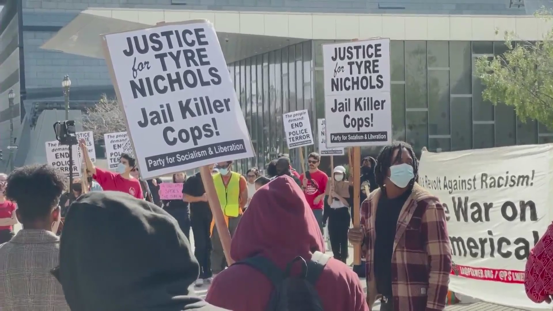 Protestors gathered in downtown L.A. on Jan. 28, 2023 following the release of videos showing the violent arrest of 29-year-old Tyre Nichols. (KTLA)