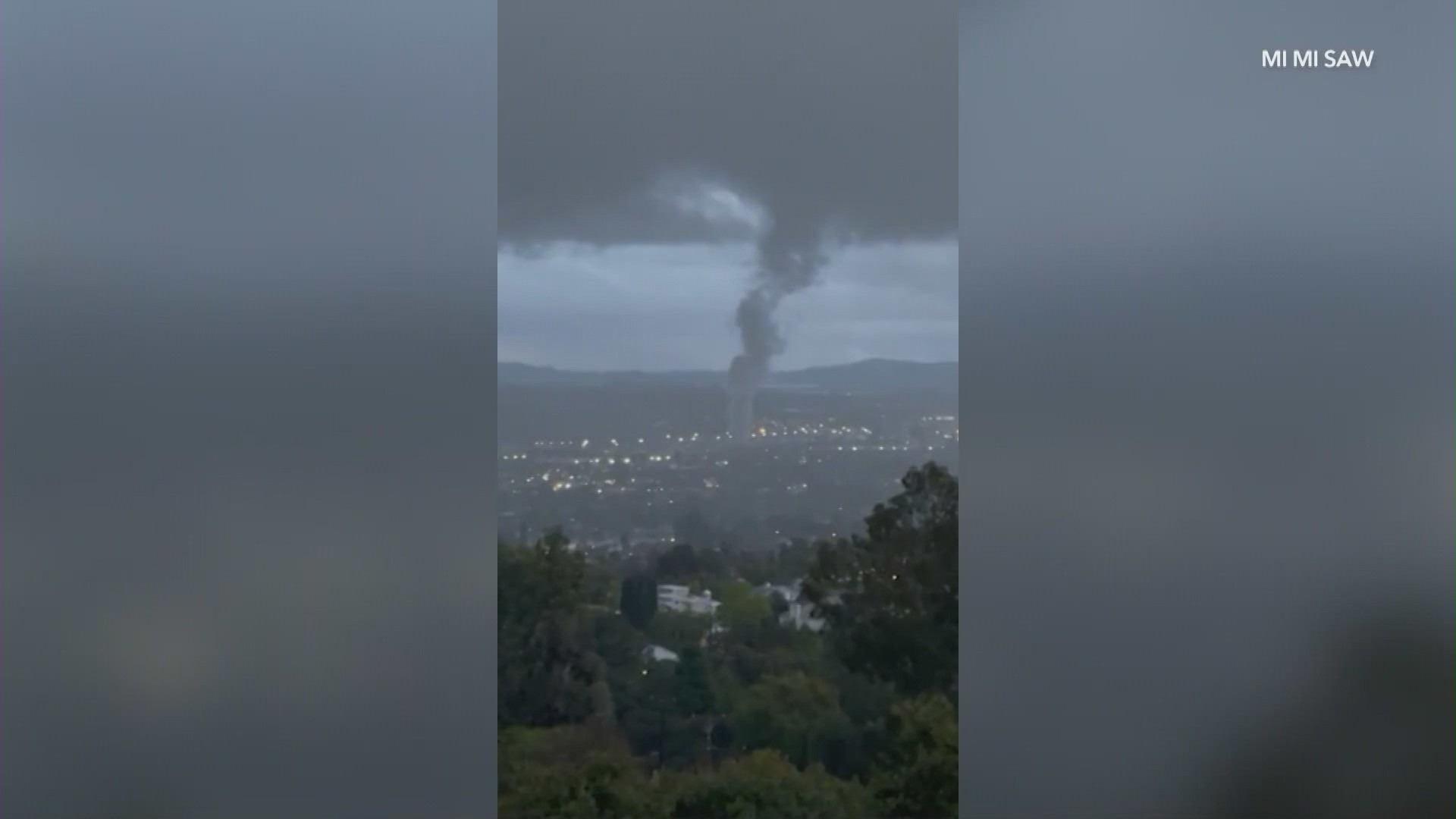 The beginnings of a tornado amid the SoCal winter storm. (Mi Mi Saw)