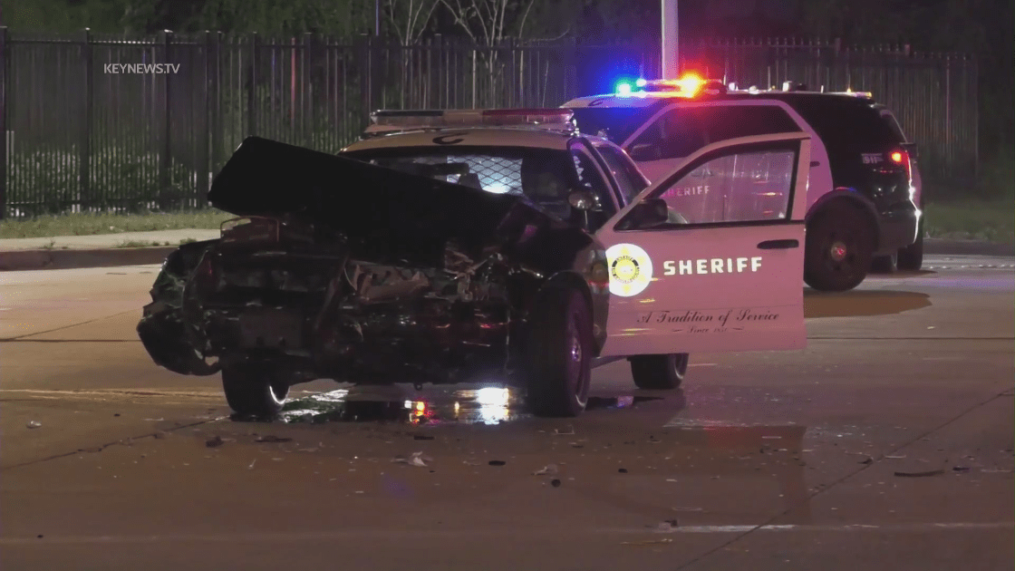 A Los Angeles County Sheriff's Department vehicle sustained major damage in a crash involving a DUI driver on March 27, 2023. (KeyNews.TV)