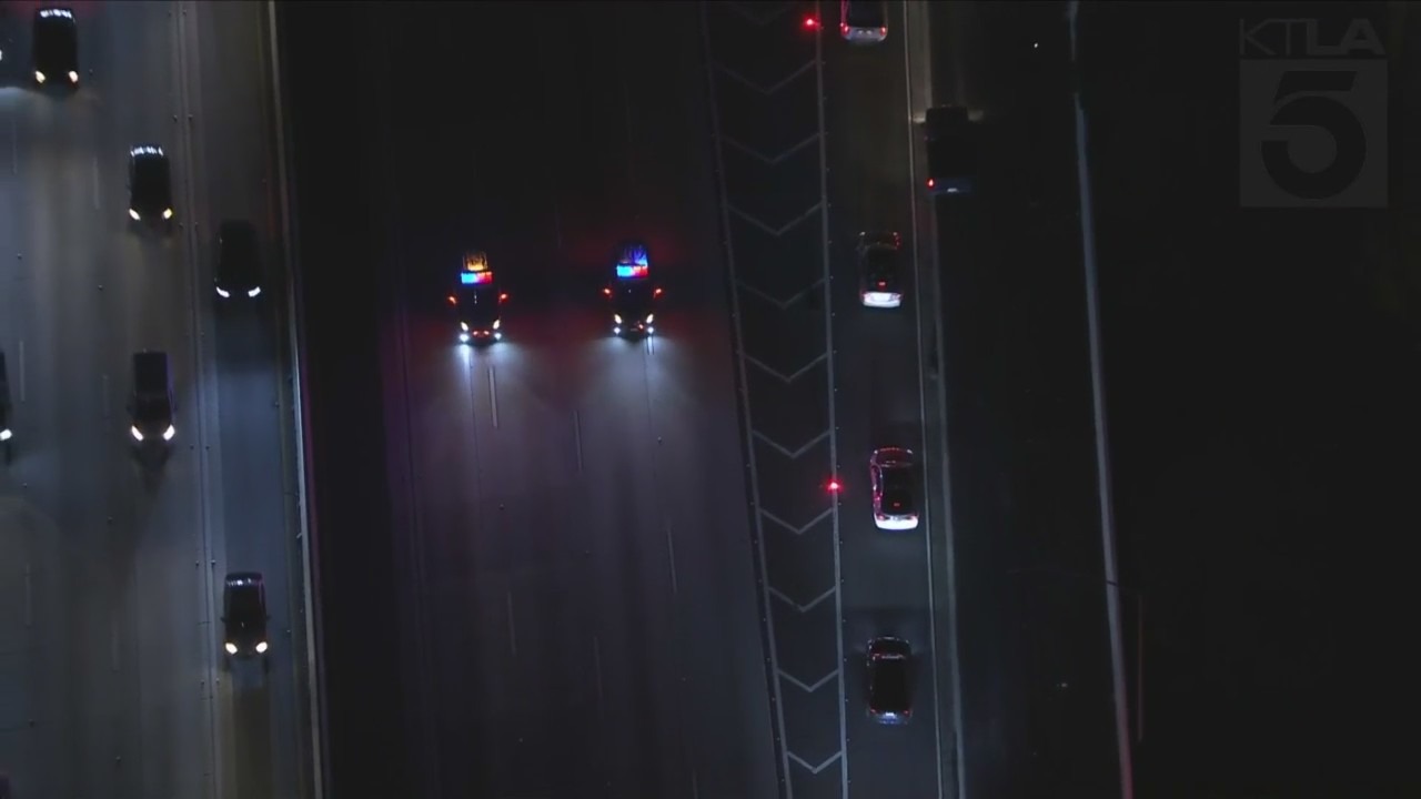 The California Highway Patrol shut down 405 Freeway lanes in Hawthorne after a shooting involving CHP officers on March 30, 2023. (KTLA)