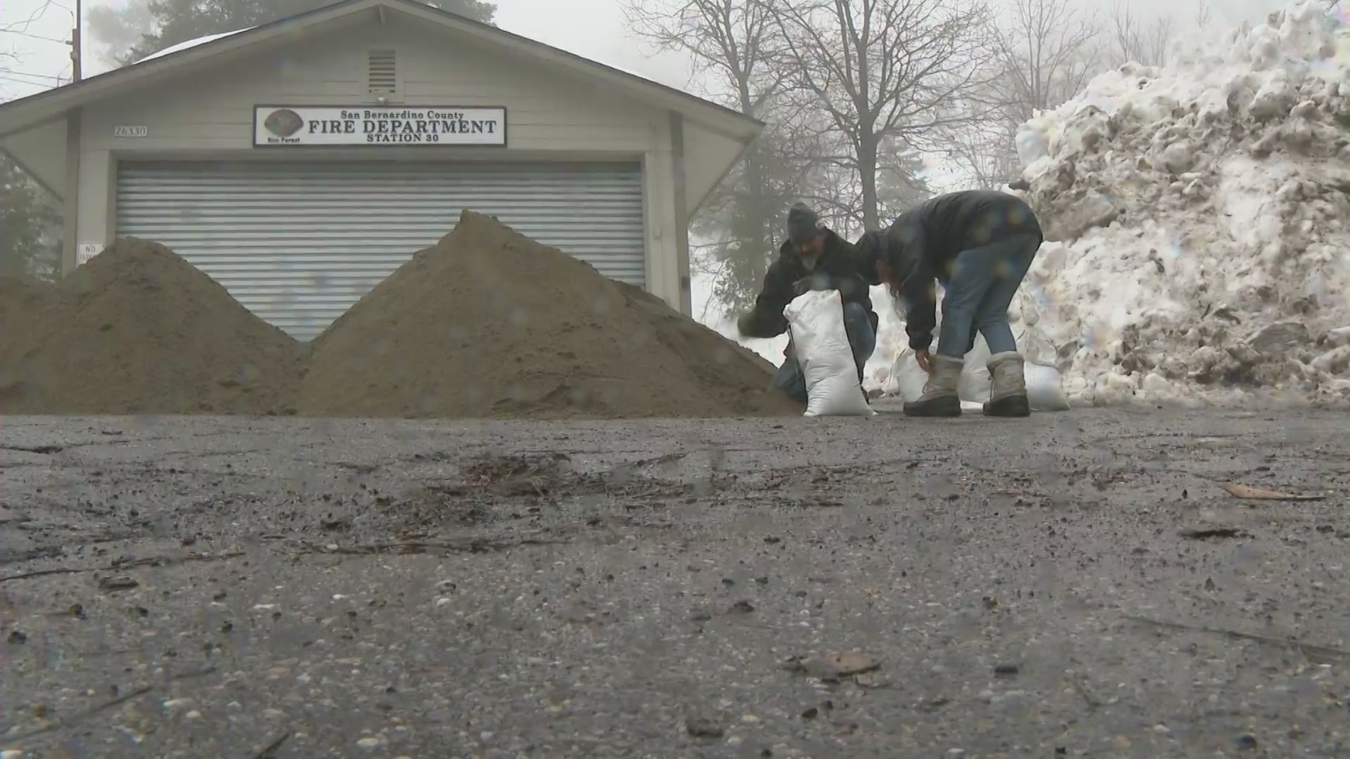 Free sandbags offered at San Bernardino County fire stations to protect homes and businesses from flooding. (KTLA)