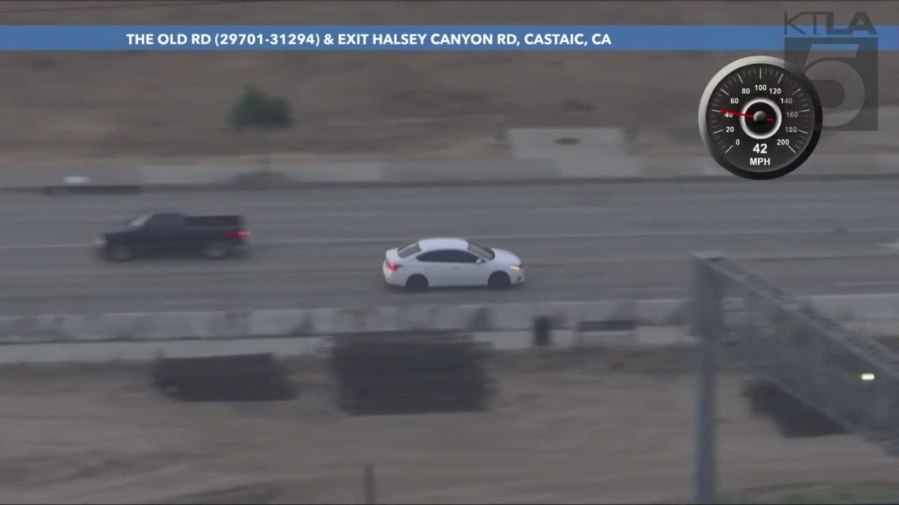 A group of robbery suspects were caught after a high-speed chase through Los Angeles County on May 26, 2023. (KTLA)