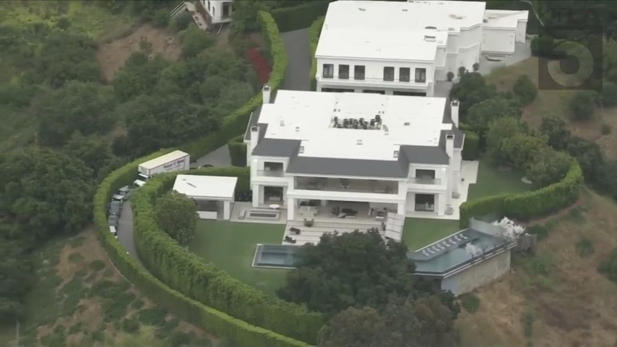 Jennifer Lopez and Ben Affleck’s new Beverly Hills home purchased for $60,850,000 on May 31, 2023. (KTLA)