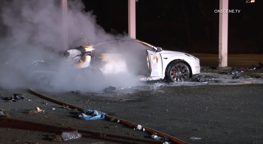 Fiery fatal crash in Murrieta