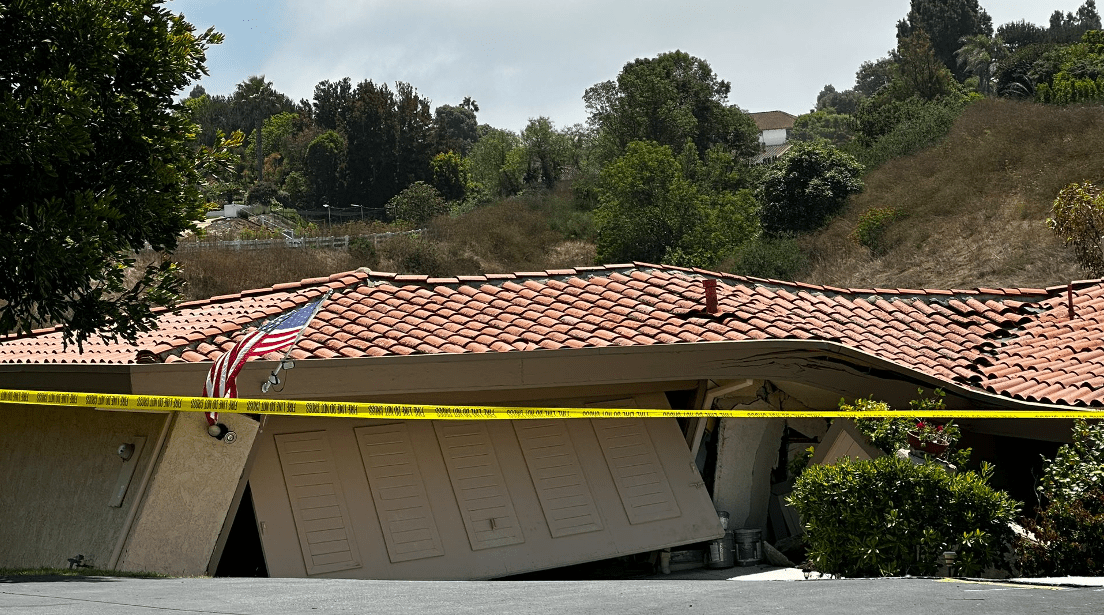 Rolling Hills Estate landslide in Palos Verdes Peninsula