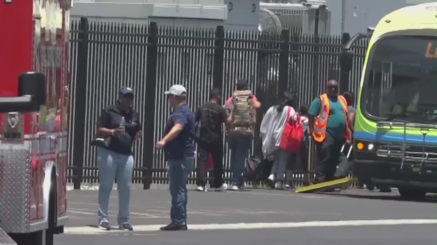 The second bus carrying migrants from the Texas-Mexico border to Los Angeles arrived on July 1, 2023. (KTLA)