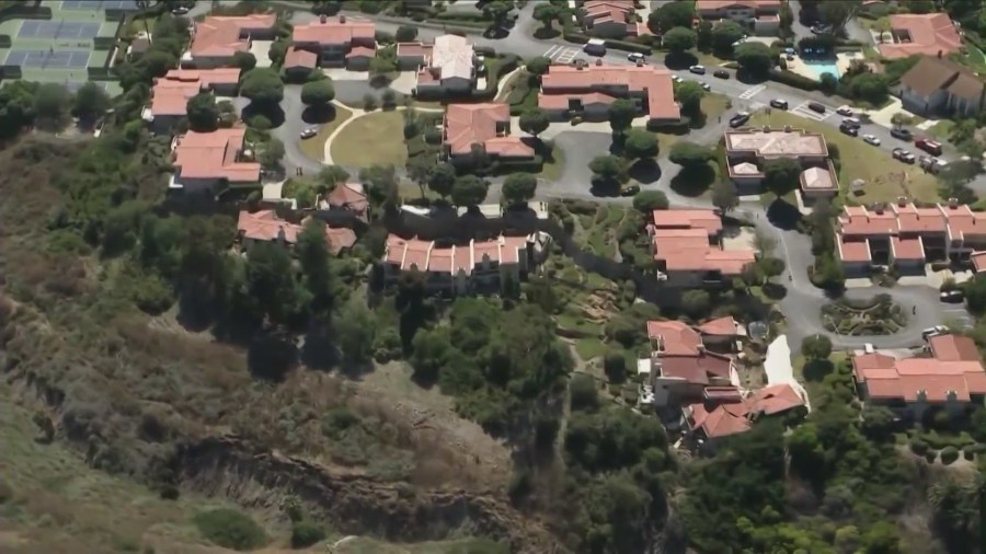 Rolling Hills Estate landslide in Palos Verdes Peninsula