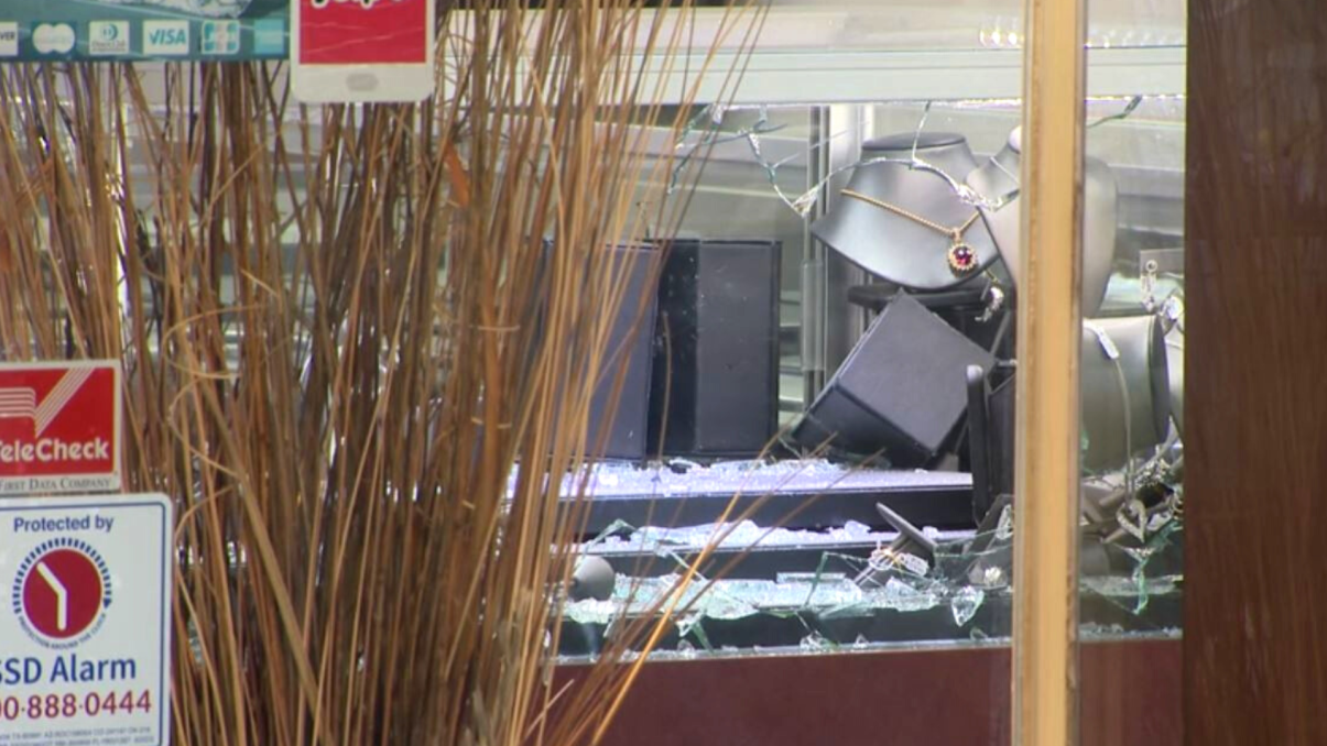 A group of smash-and-grab robbers ransacked a Pasadena store and escaped with over half a million dollars worth of jewelry on August 29, 2023. (KTLA)