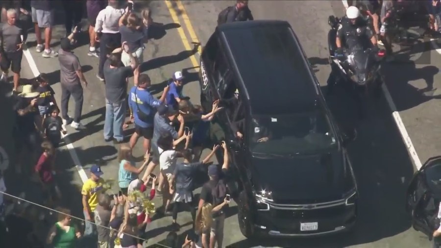 El Segundo LLWS parade