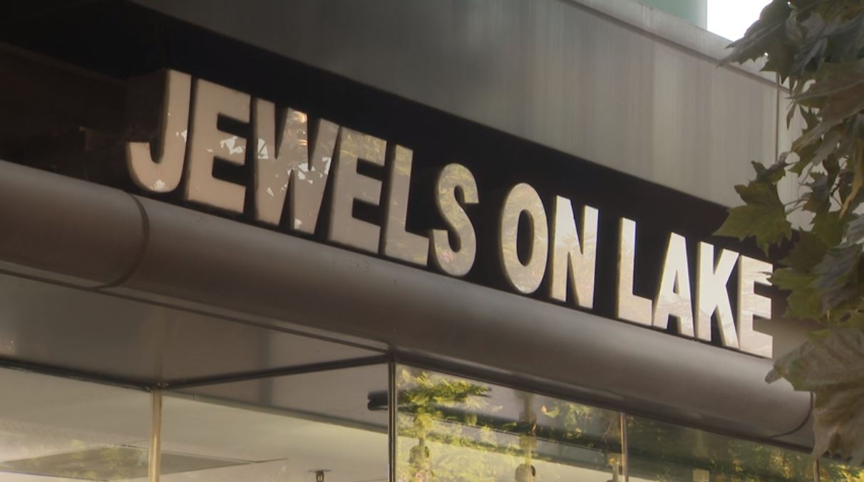 A group of smash-and-grab robbers ransacked a Pasadena store and escaped with over half a million dollars worth of jewelry on August 29, 2023. (KTLA)