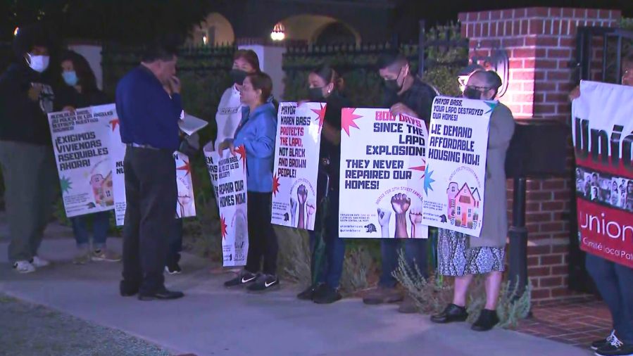 Protesters outside Los Angeles Mayor's Mansion