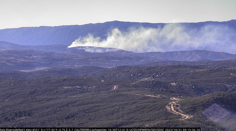 Wildfire torches structures in Riverside County; thousands evacuated
