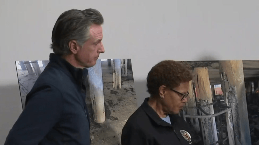 California Gov. Newsom, L.A. Mayor Karen Bass hold press conference to discuss 10 Freeway fire response, updates
