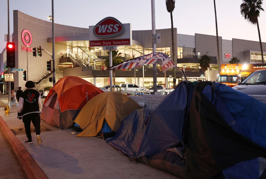 Homelessness encapement in Los Angeles