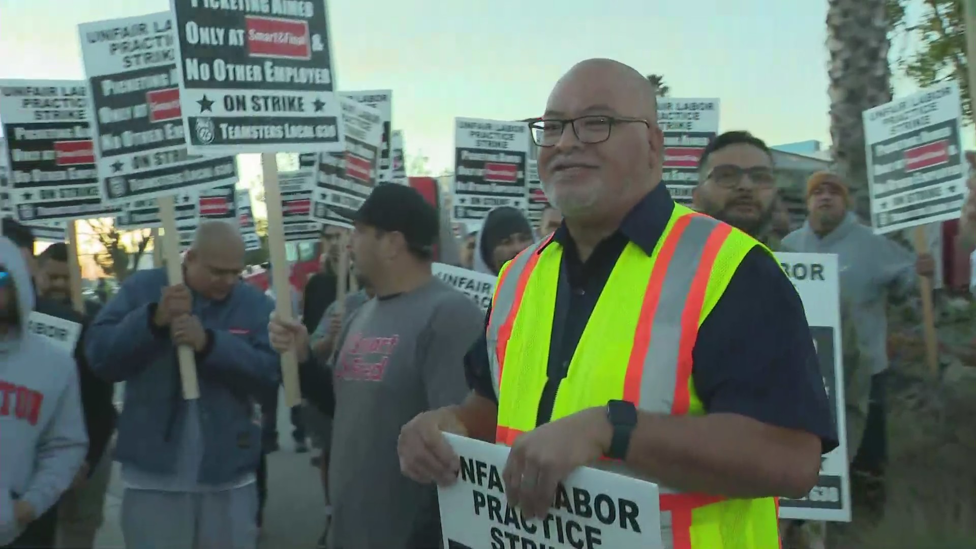 Smart & Final warehouse strike