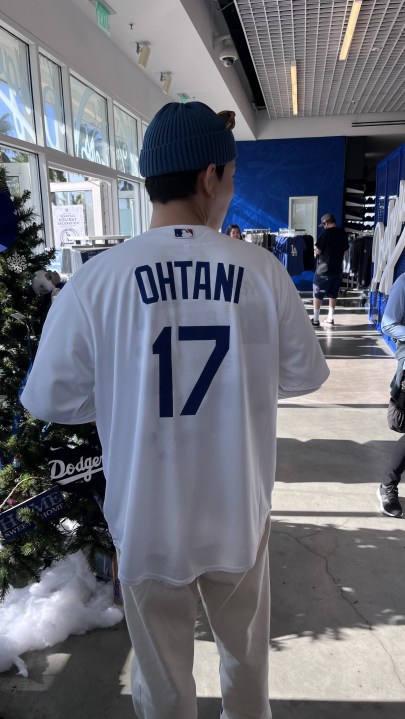 Shohei Ohtani Dodger jersey 