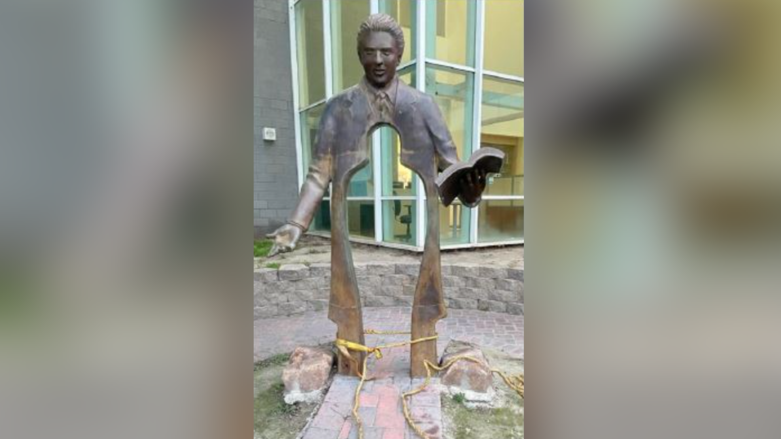 Lynwood stolen statue