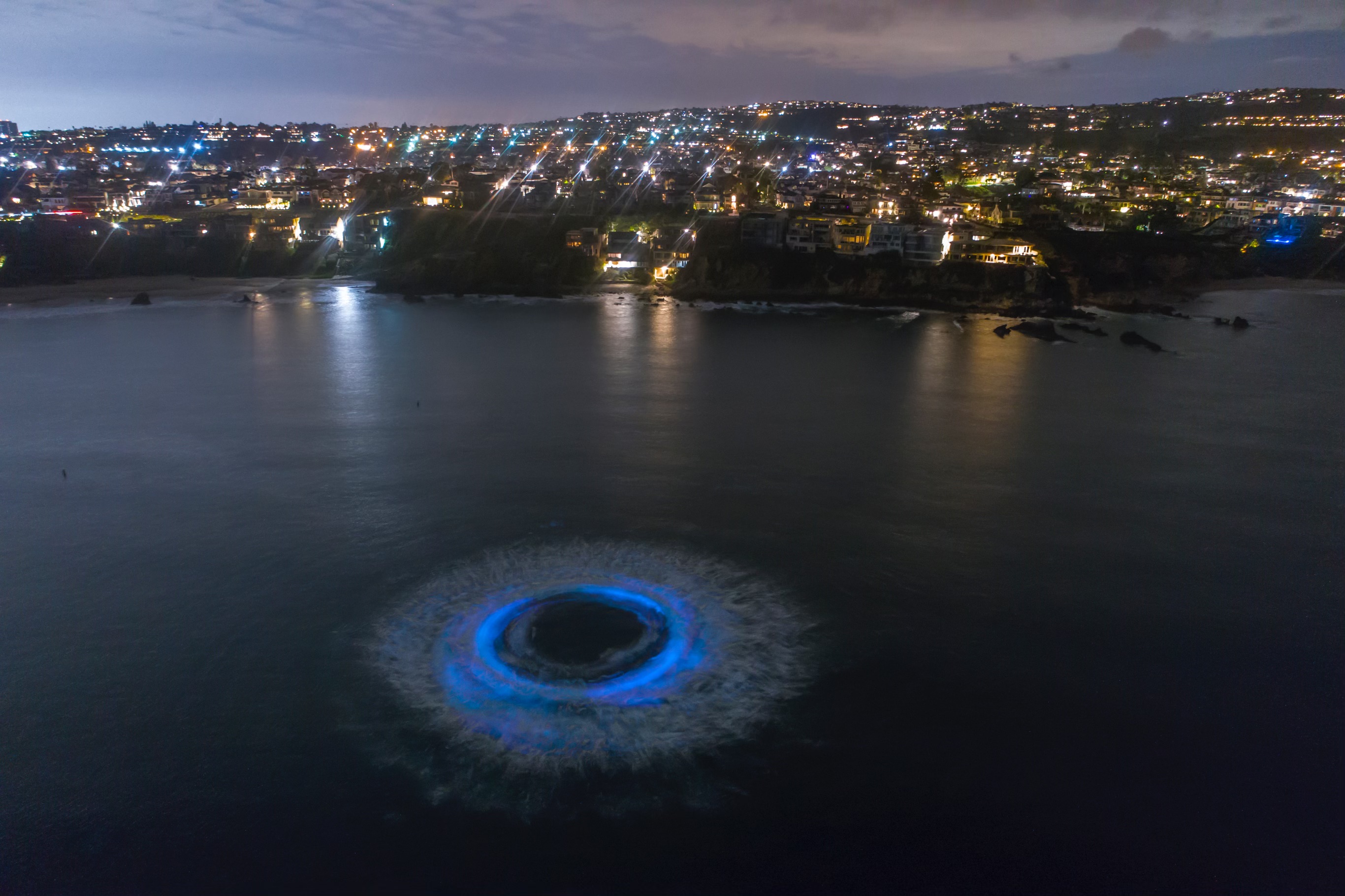 Bioluminescent water