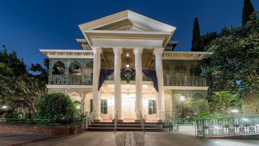 Haunted Mansion at Disneyland Park