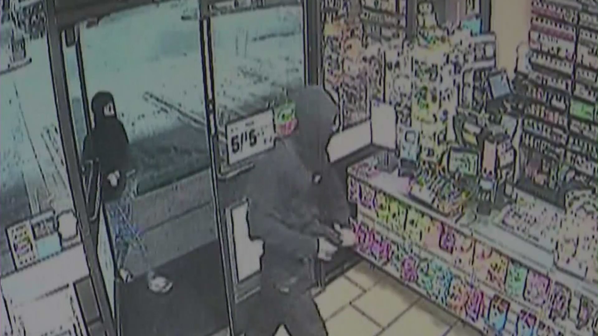 Deputy walks in on attempted robbery at 7-Eleven in Carson