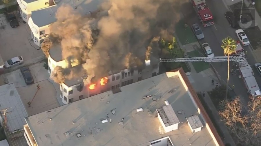 A massive fire engulfed an apartment building in the Koreatown on Jan. 26, 2024. (KTLA)