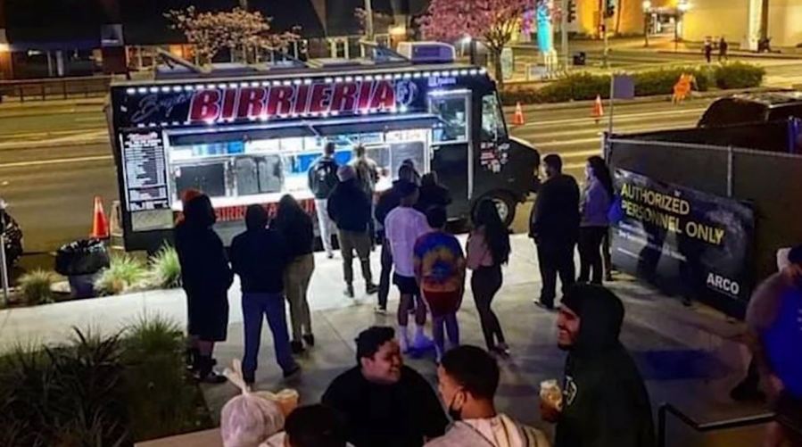 Bryan's Birrieria food truck in Southern California. (Bryan Tecun)