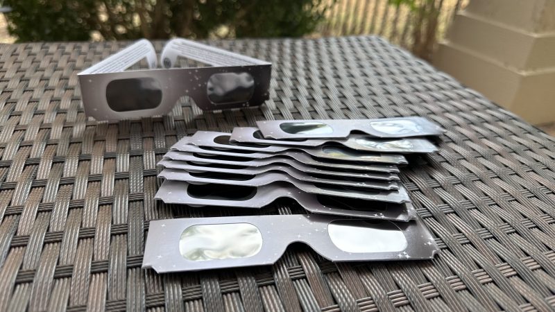 Eclipse glasses