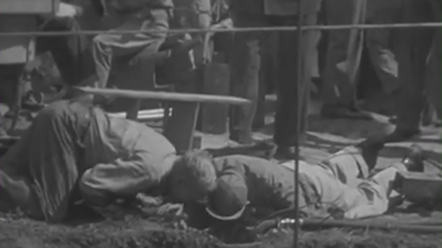 Emergency crew members dig into the earth as 3-year-old Kathy Fiscus remains trapped 90 feet below in an abandoned well in San Marino, April 1949. (KTLA)