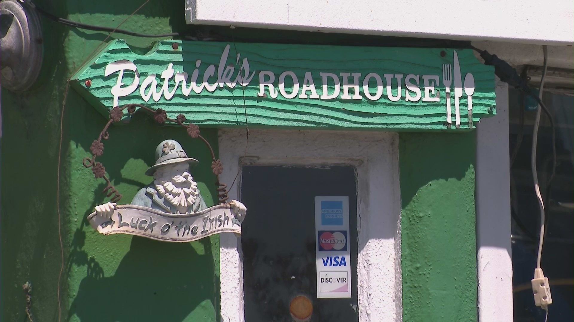 Patrick's Roadhouse diner has been serving American classic comfort food to locals and celebrities since 1973. (KTLA)