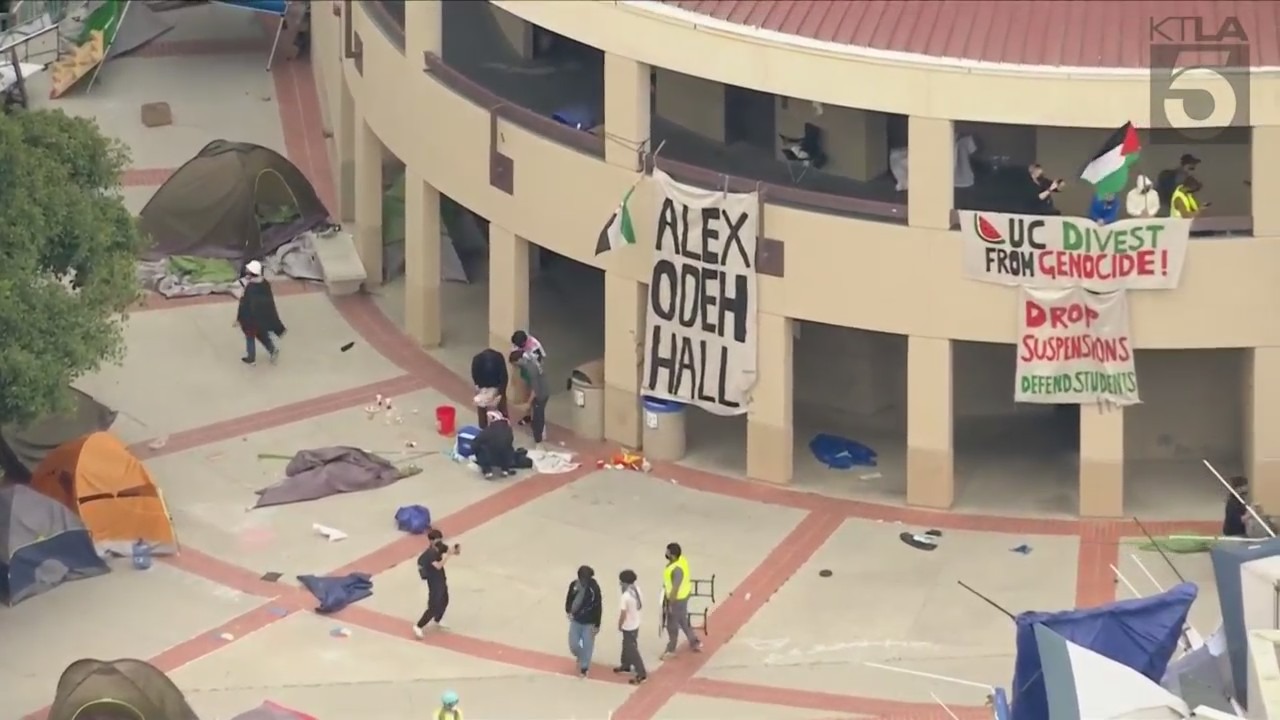 Officers began dismantling a pro-Palestinian encampment at UC Irvine on May 15, 2024. (KTLA)