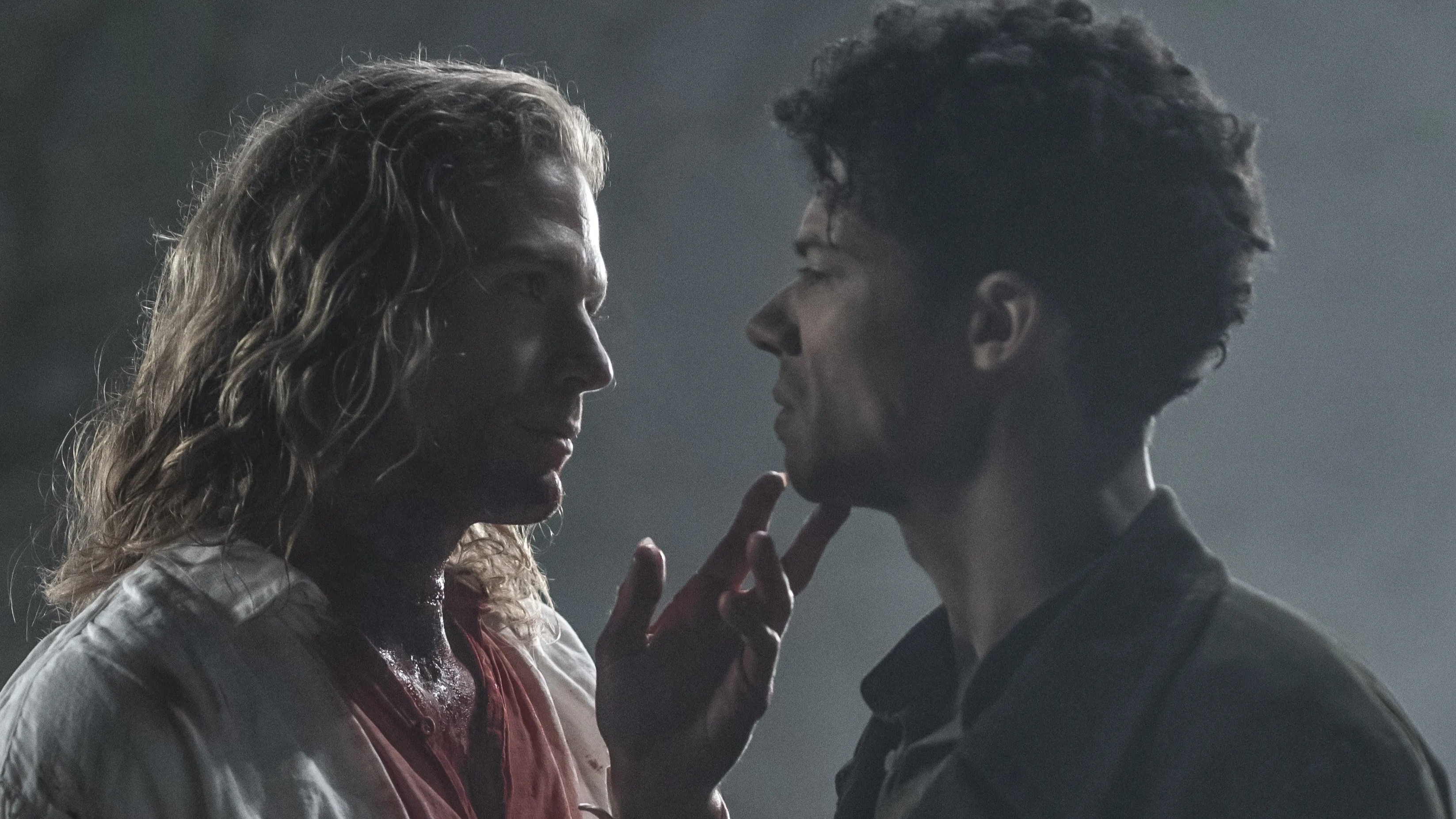 Jacob Anderson as Louis De Point Du Lac and Sam Reid as Lestat De Lioncourt - Interview of the Vampire _ Season 2, Episode 1 - Photo Credit: Larry Horricks/AMC