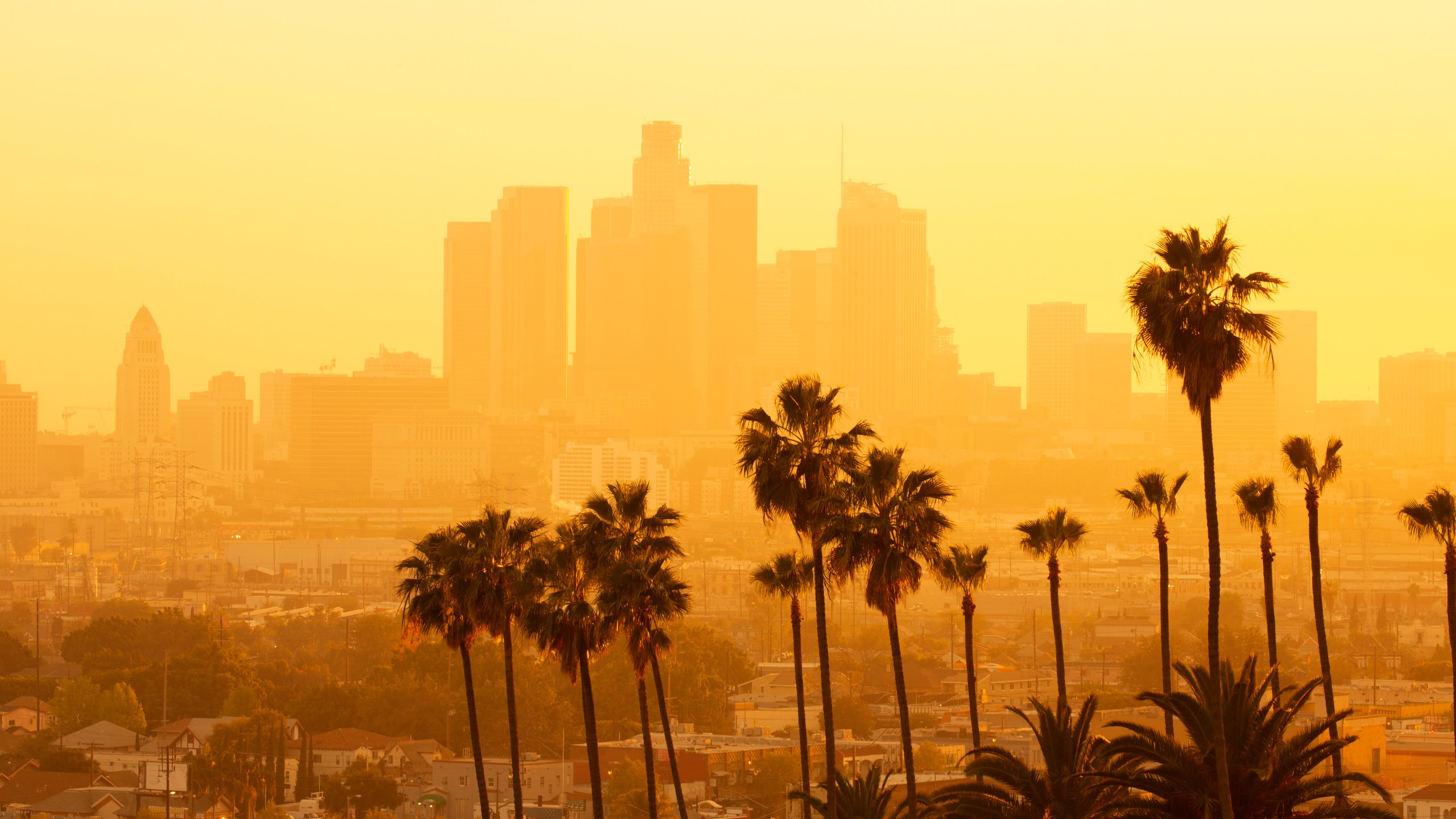 A summer heatwave covers Southern California. (Getty Images)