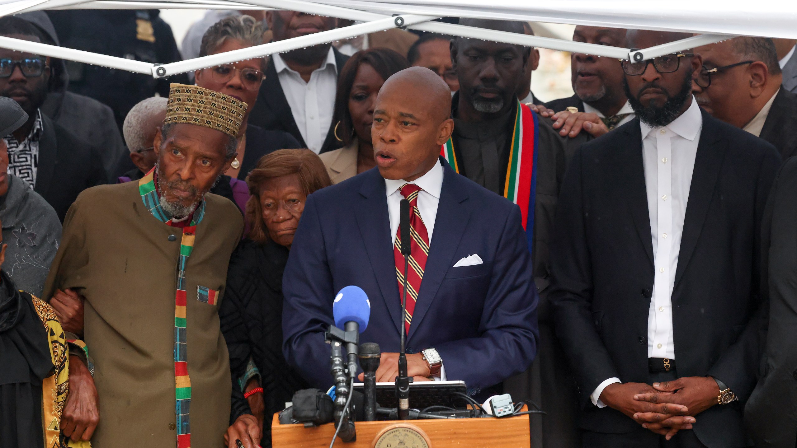 New York City Mayor Eric Adams speaks during a news conference outside Gracie Mansion, Thursday, Sept. 26, 2024, in New York. (AP Photo/Yuki Iwamura)