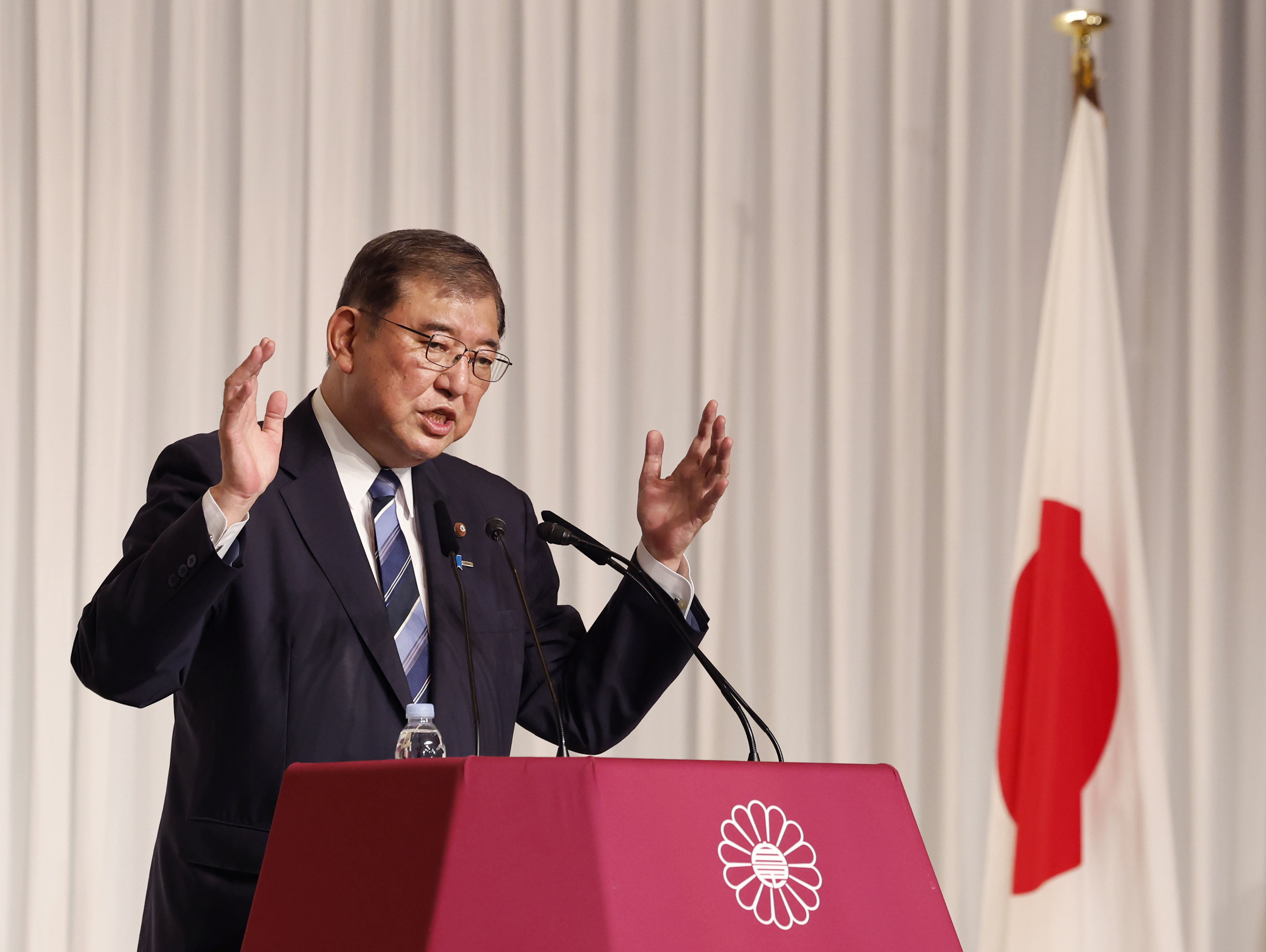 Shigeru Ishiba, the newly elected leader of Japan's ruling party, the Liberal Democratic Party (LDP) holds a press conference after the LDP leadership election, in Tokyo Friday, Sept. 27, 2024. (Kim Kyung-Hoon/Pool Photo via AP)